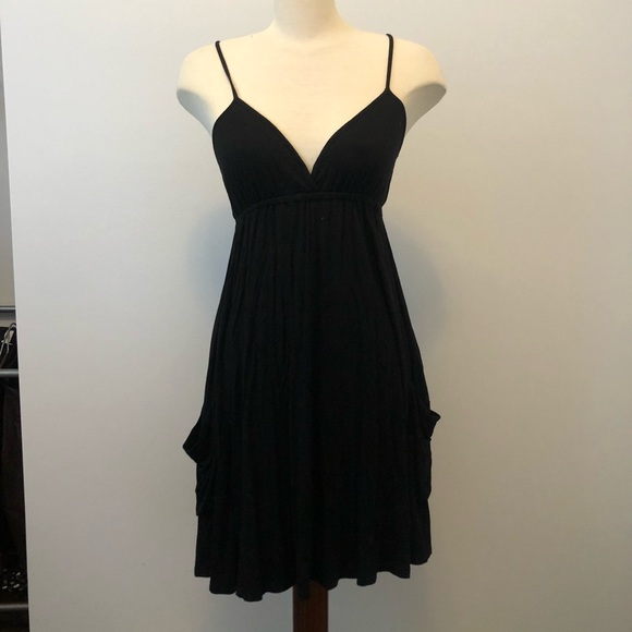 Black dress - Picture 1 of 5